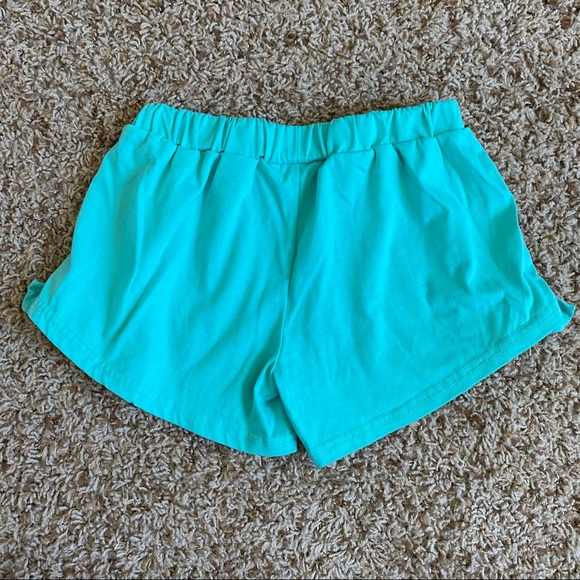 Sunshine Swing Bundle of 2 Pairs of Bow Shorts - Picture 5 of 8
